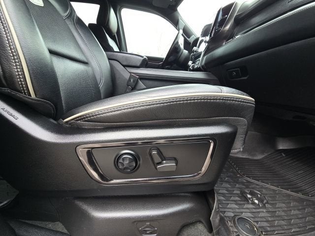 2023 RAM 1500 Limited Crew Cab 4x4 5'7" Box