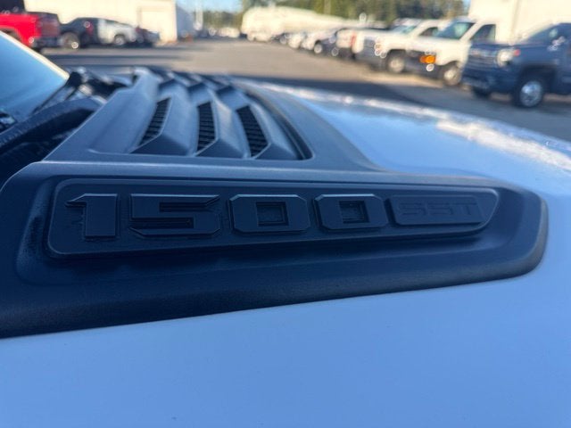 2025 RAM 1500 Laramie Crew Cab 4x4 5'7" Box