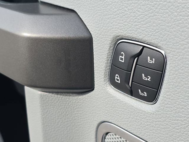 2022 Ford Super Duty F-450 DRW XL