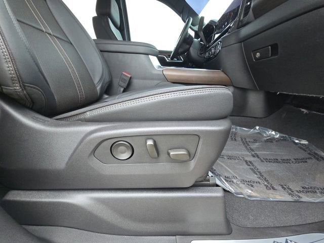 2025 Chevrolet Silverado 3500 HD High Country DRW