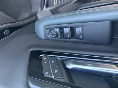 2025 GMC Yukon XL AT4