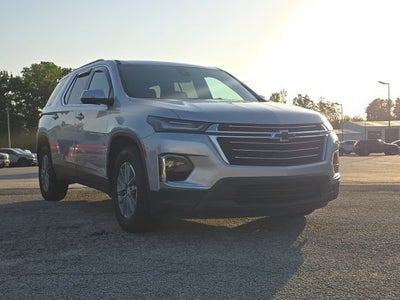 2022 Chevrolet Traverse LT Cloth