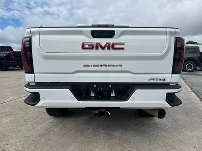 2025 GMC Sierra 2500 HD AT4
