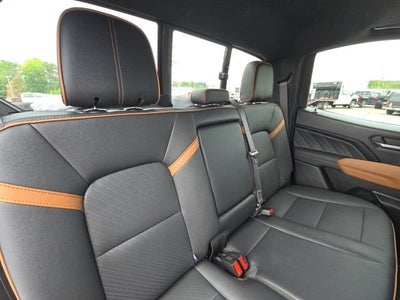 2024 GMC Canyon AT4
