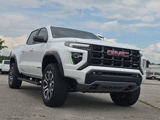 2024 GMC Canyon AT4