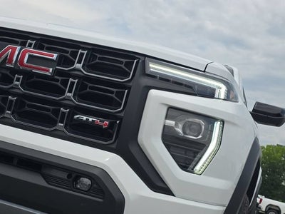 2024 GMC Canyon AT4