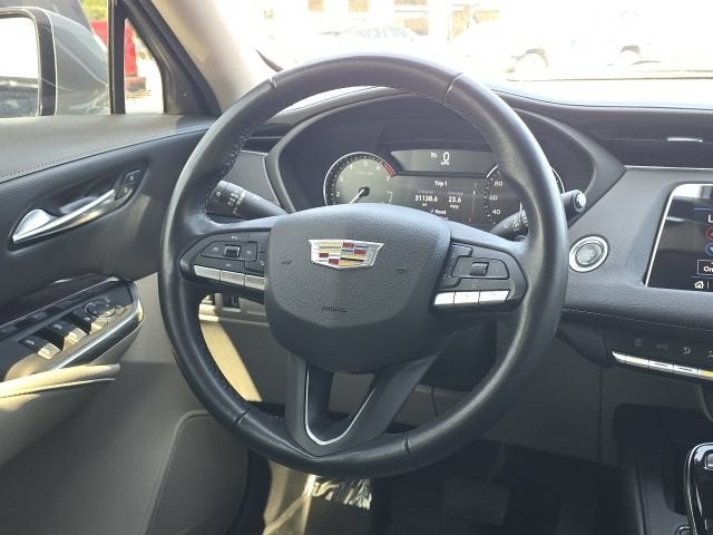 2023 Cadillac XT4 Luxury