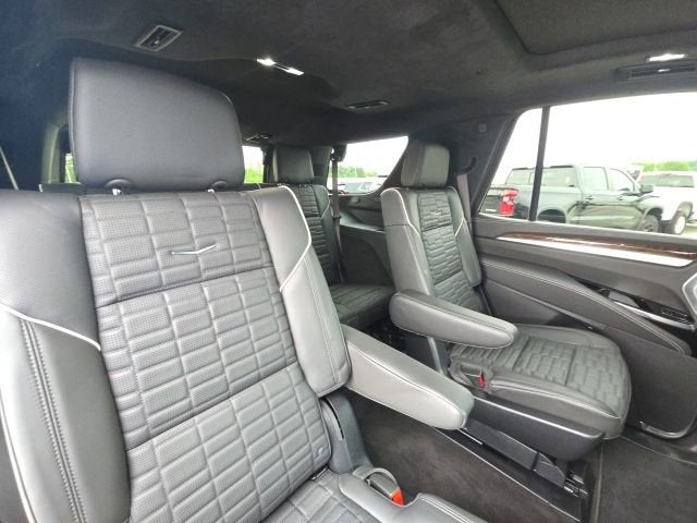 2025 Cadillac Escalade Sport Platinum
