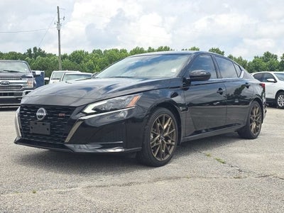 2025 Nissan Altima SR FWD