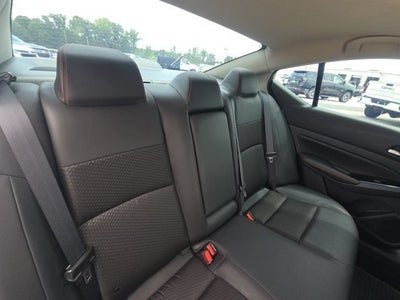 2025 Nissan Altima SR FWD