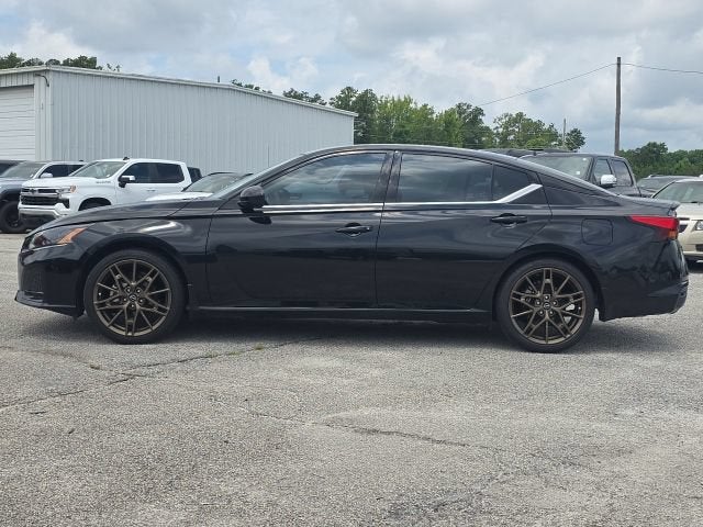 2025 Nissan Altima SR FWD