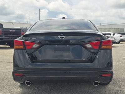 2025 Nissan Altima SR FWD