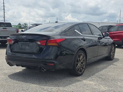 2025 Nissan Altima SR FWD