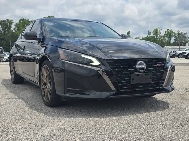 2025 Nissan Altima SR FWD