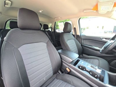 2023 Ford Edge SE