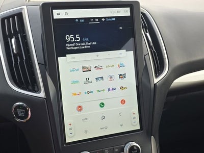 2023 Ford Edge SE