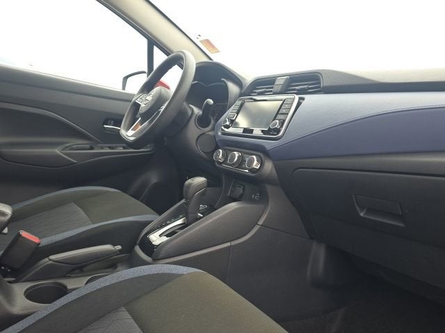 2024 Nissan Versa 1.6 SV