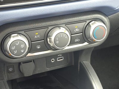 2024 Nissan Versa 1.6 SV