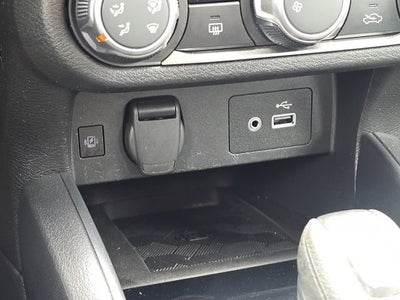 2024 Nissan Versa 1.6 SV