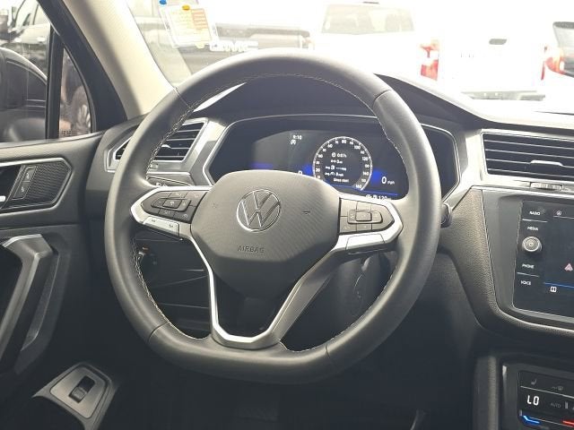 2023 Volkswagen Tiguan 2.0T SE
