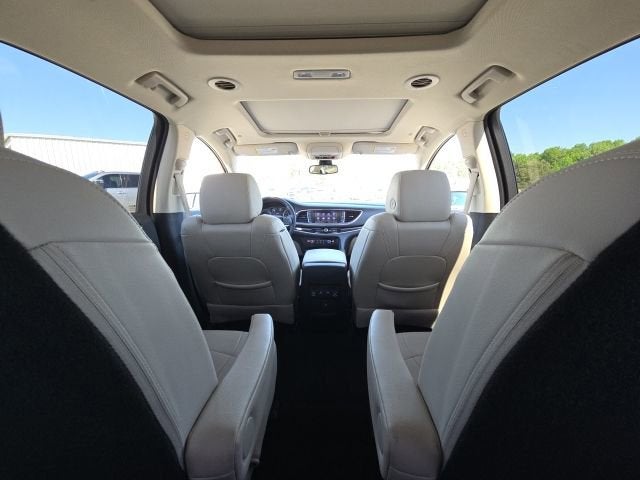 2022 Buick Enclave Essence