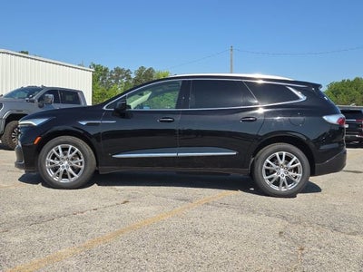 2022 Buick Enclave Essence