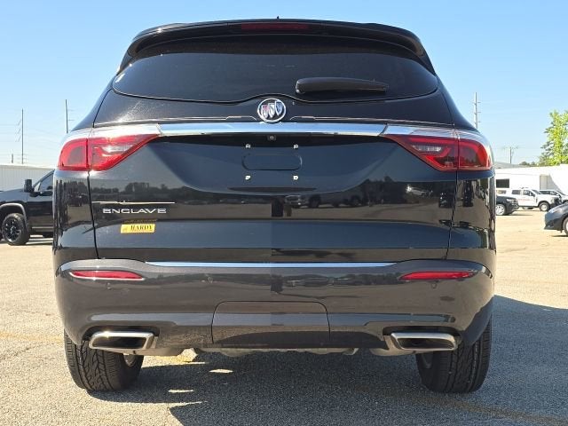 2022 Buick Enclave Essence