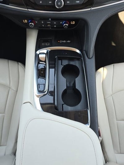 2022 Buick Enclave Essence