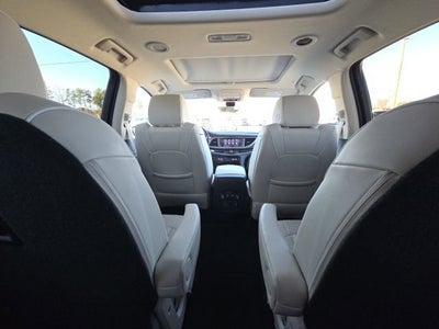 2022 Buick Enclave Avenir