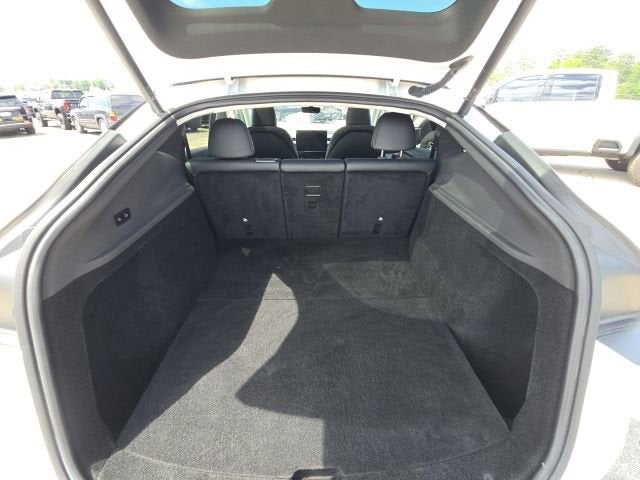 2026 Tesla Model Y Premium