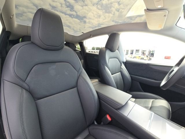 2026 Tesla Model Y Premium