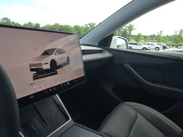 2026 Tesla Model Y Premium