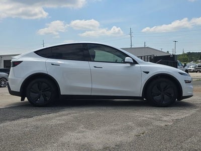 2026 Tesla Model Y Premium