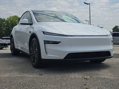 2026 Tesla Model Y Premium