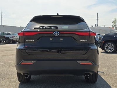 2022 Toyota Venza LE