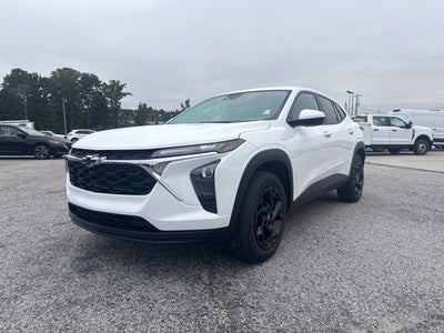 2024 Chevrolet Trax LS