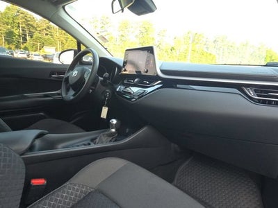 2021 Toyota C-HR LE