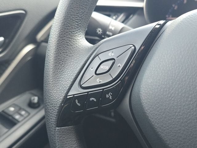 2021 Toyota C-HR LE