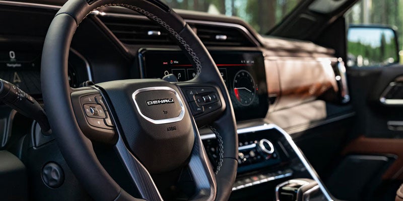 GMC Sierra 1500 premium cabin design